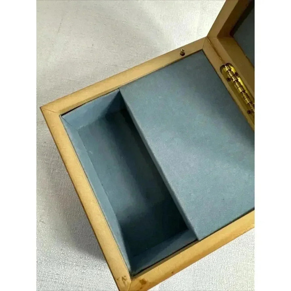 Bunny Rabbit Music Jewelry Box LK‎ POWELL Vintage 80s ***Please see pics*** - Picture 5 of 11